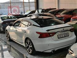 Nissan Maxima